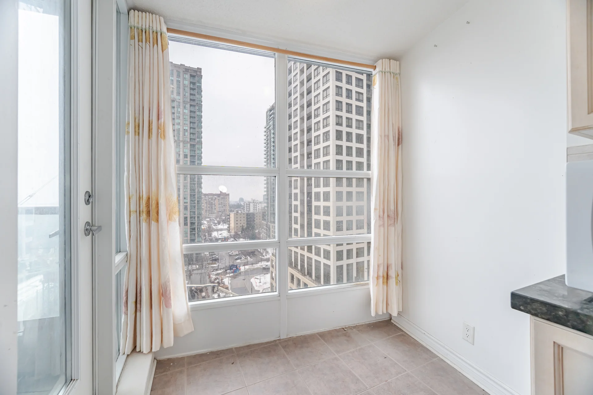 #1212-33 Elm Drive, Mississauga - photo 12