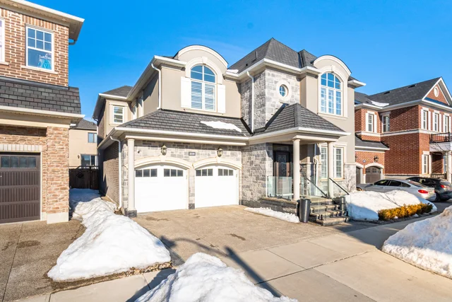 3318 Charles Biggar Drive, Oakville - photo 3