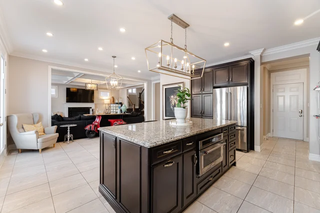 3318 Charles Biggar Drive, Oakville - photo 18
