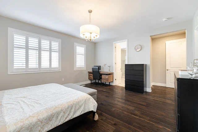 3318 Charles Biggar Drive, Oakville - photo 28