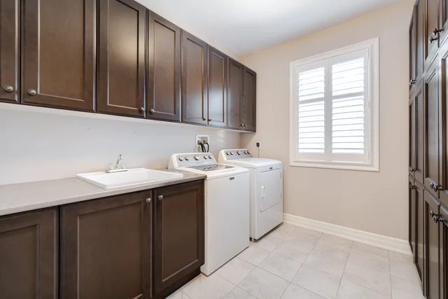 3318 Charles Biggar Drive, Oakville - photo 43
