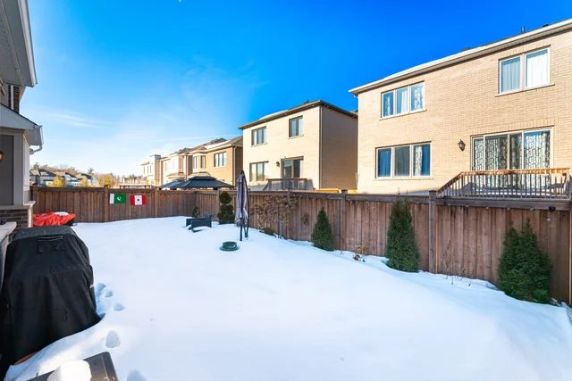 3318 Charles Biggar Drive, Oakville - photo 45