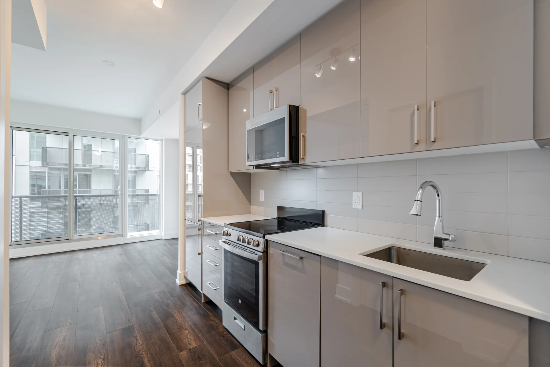 #448-2450 Old Bronte Road, Oakville - photo 8