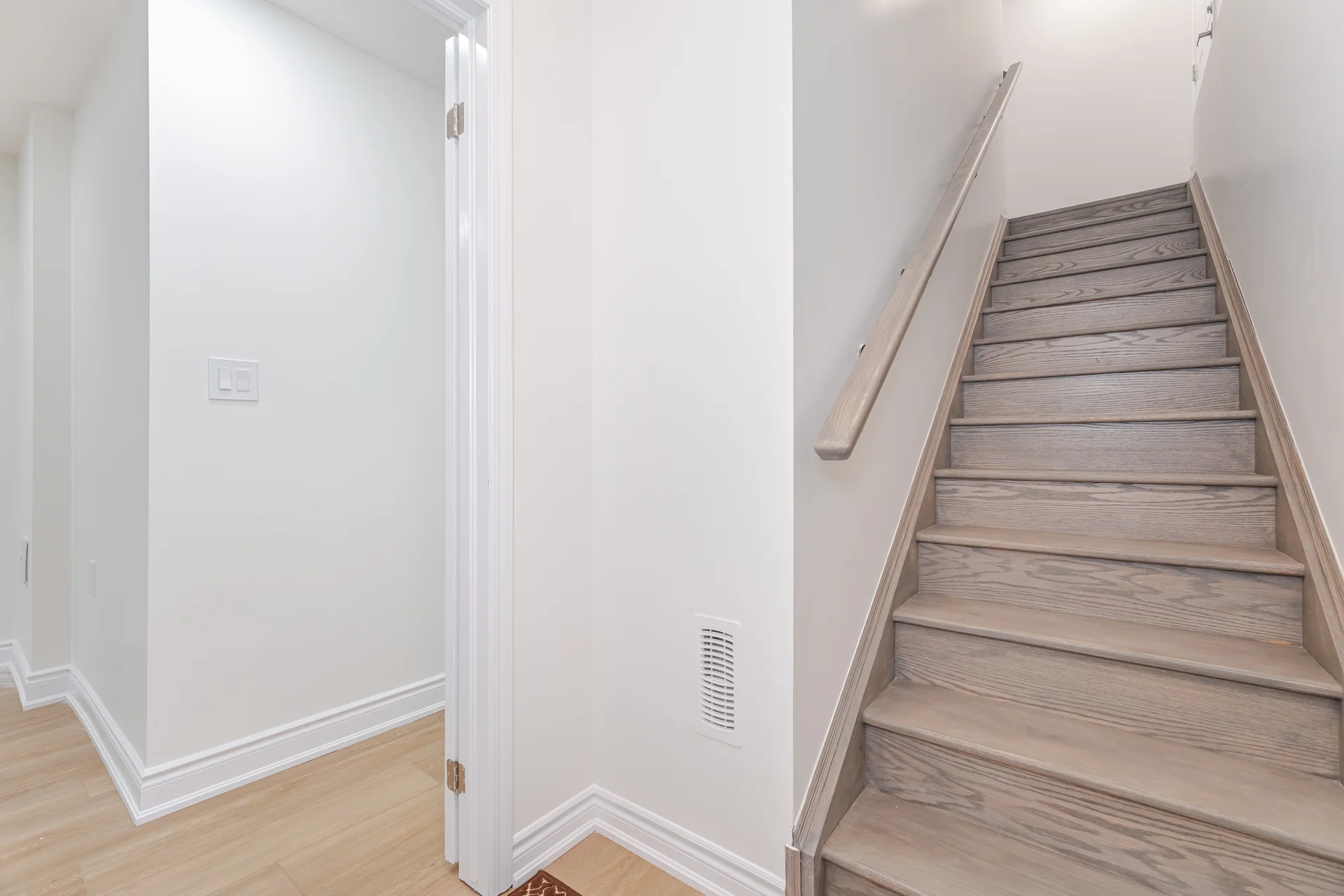 1420 Swallowtail Lane, Pickering - photo 53