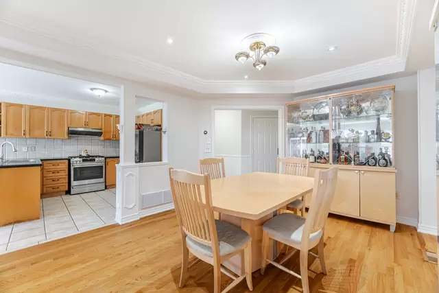 38 Wilcox Road, Maple - photo 9