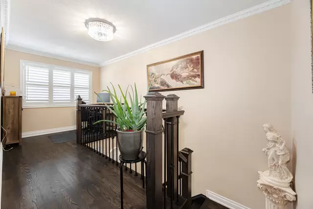 38 Wilcox Road, Maple - photo 23
