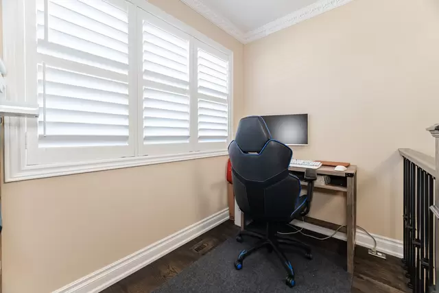 38 Wilcox Road, Maple - photo 24