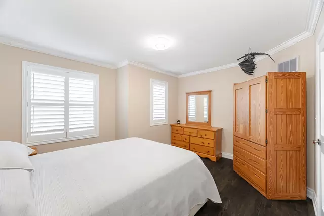 38 Wilcox Road, Maple - photo 32