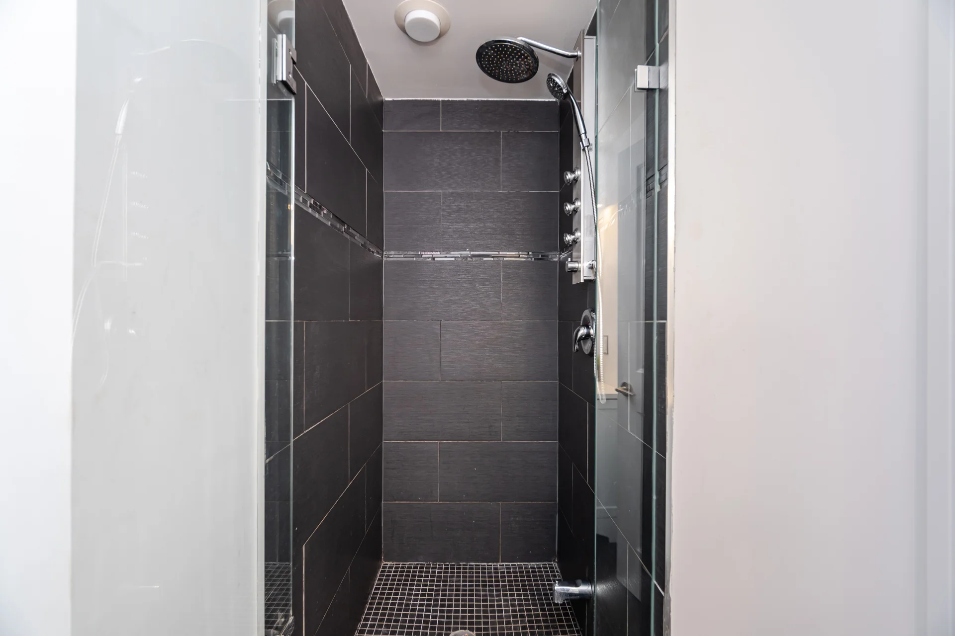 #408-60 Absolute Avenue, Mississauga - photo 29
