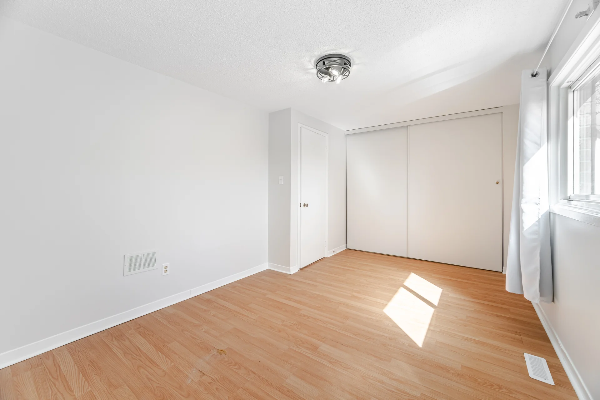 2452 Ploughshare Court, Mississauga - photo 24