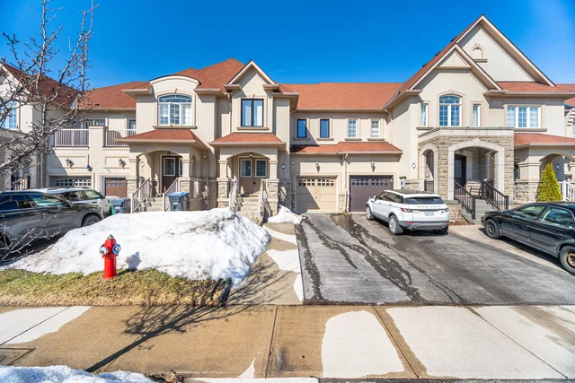 20 Beachville Circle, Brampton - photo 2