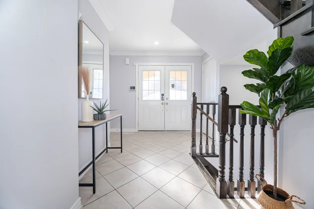 20 Beachville Circle, Brampton - photo 6