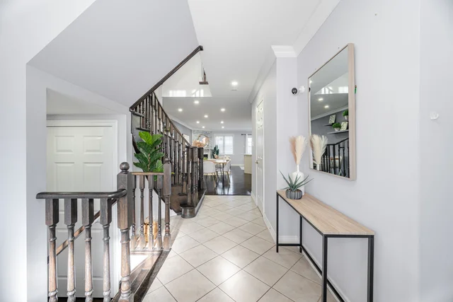 20 Beachville Circle, Brampton - photo 7