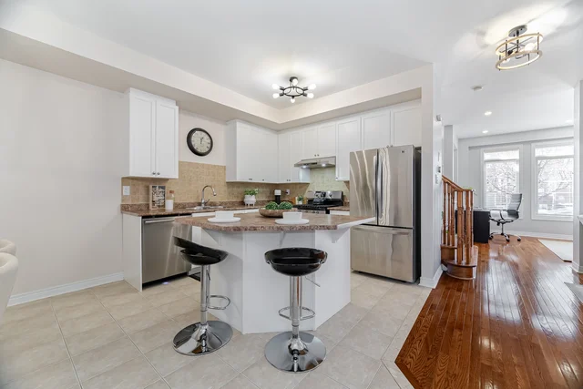 5539 Waterwind Crescent, Mississauga - photo 14