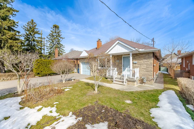 11 Greenmount Road, Etobicoke - photo 5