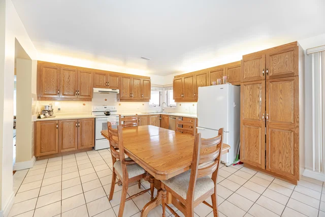 11 Greenmount Road, Etobicoke - photo 18