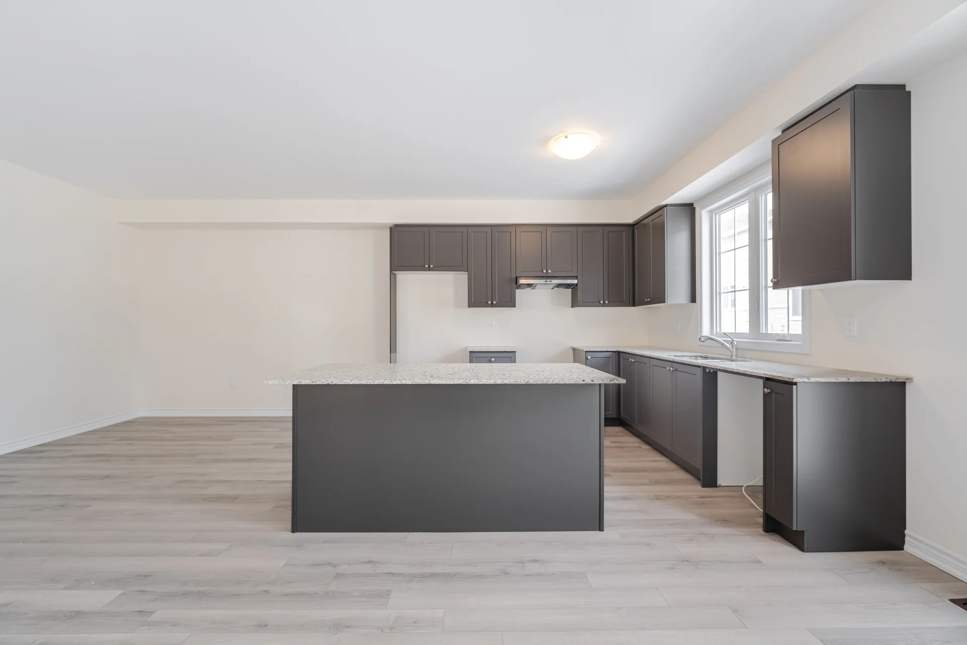51 Brown Street, Erin - photo 11