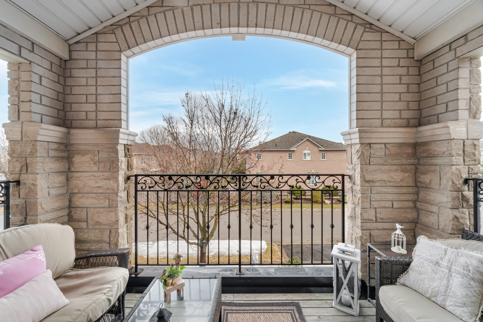 2518 Hemmford Drive, Oakville - photo 18