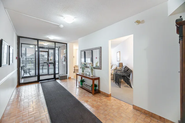 #201-166 Mountain Park Avenue, Hamilton - photo 29
