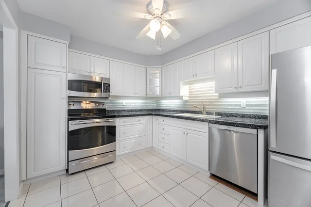 #201-166 Mountain Park Avenue, Hamilton - photo 10