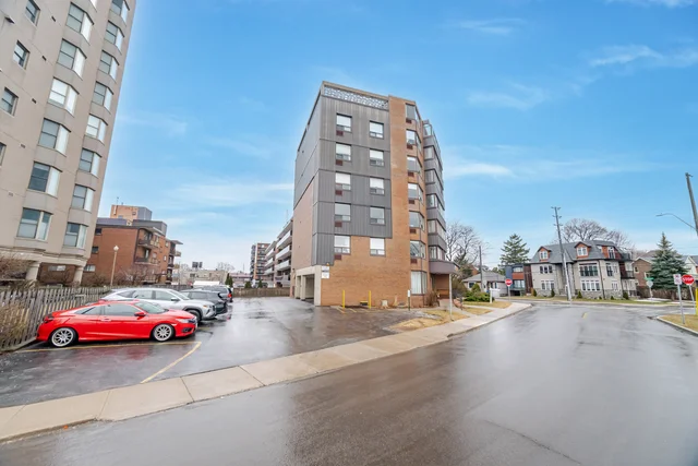 #201-166 Mountain Park Avenue, Hamilton - photo 32