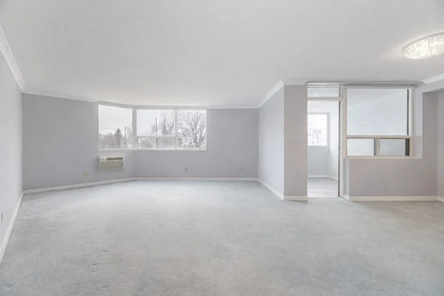 #201-166 Mountain Park Avenue, Hamilton - photo 3
