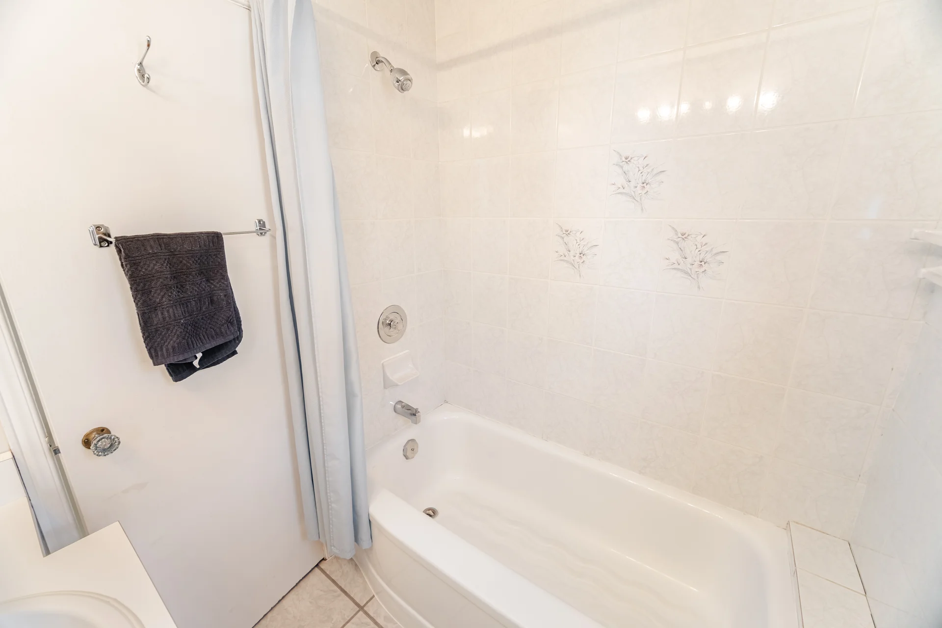 21 Acorn Avenue, Etobicoke - photo 20