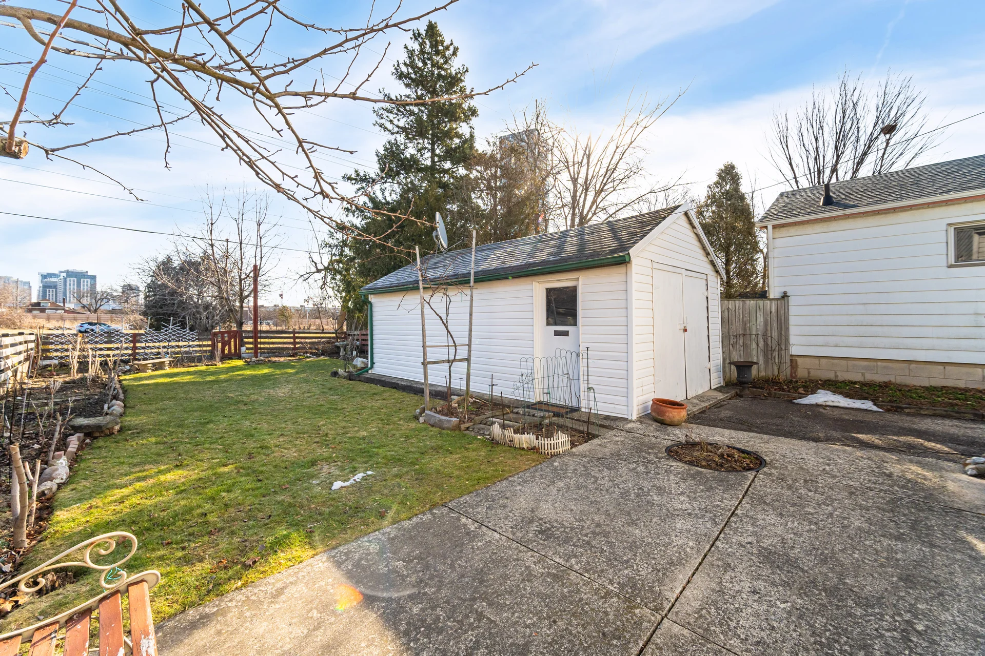 21 Acorn Avenue, Etobicoke - photo 37