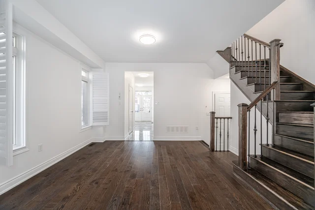 126 Algoma Drive, Kleinburg - photo 7
