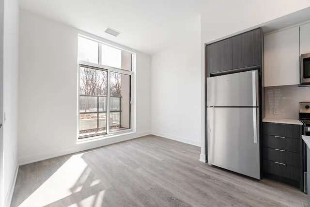 #104E-204 Burnhamthorpe Road East, Mississauga - photo 23