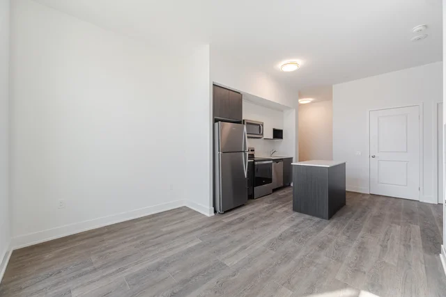 #104E-204 Burnhamthorpe Road East, Mississauga - photo 24