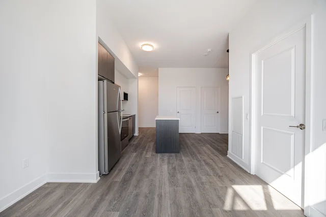 #104E-204 Burnhamthorpe Road East, Mississauga - photo 25
