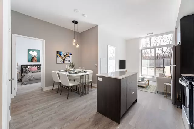#104E-204 Burnhamthorpe Road East, Mississauga - photo 11