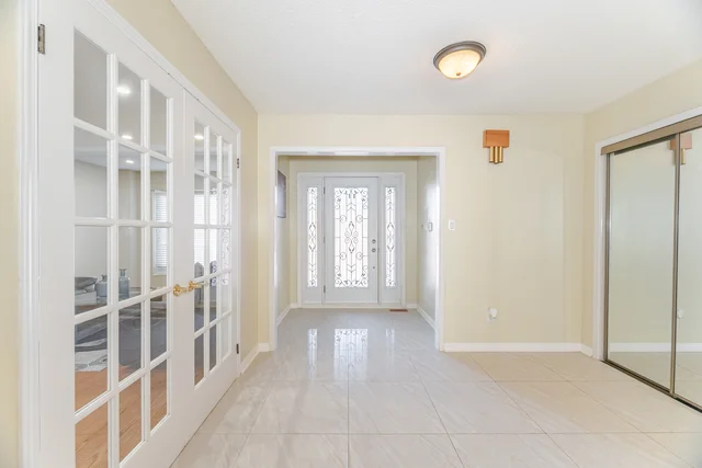 26 Mossbank Drive, Brampton - photo 6