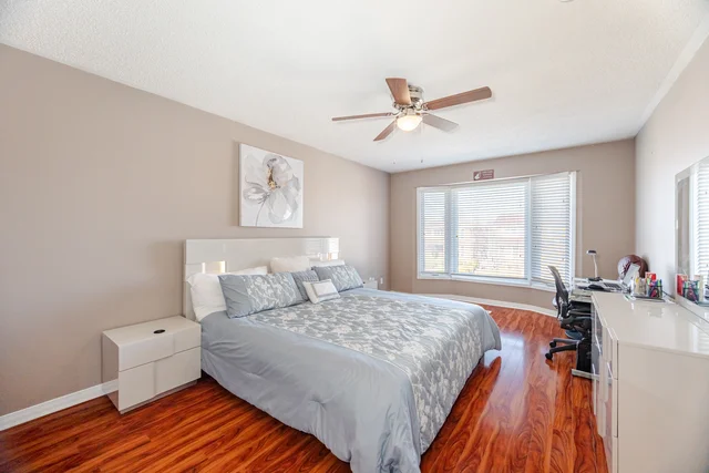26 Mossbank Drive, Brampton - photo 33
