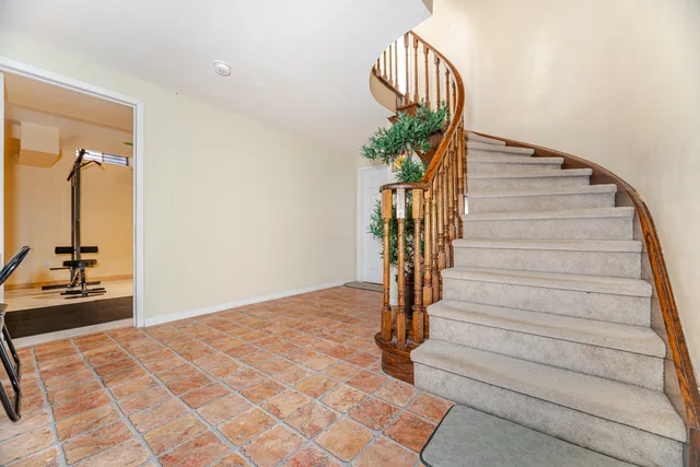 26 Mossbank Drive, Brampton - photo 50