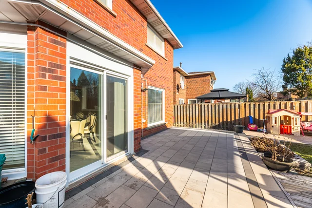 26 Mossbank Drive, Brampton - photo 66