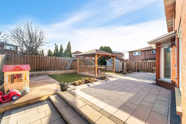 26 Mossbank Drive, Brampton - photo 70