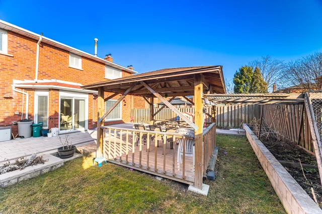 26 Mossbank Drive, Brampton - photo 71