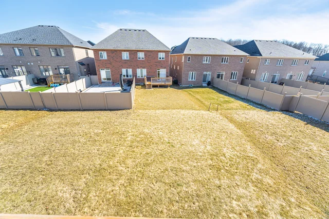 32 Richard Boyd Drive, East Gwillimbury - photo 31