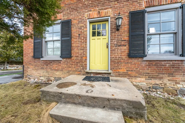 7 Jerman Street, Markham - photo 13