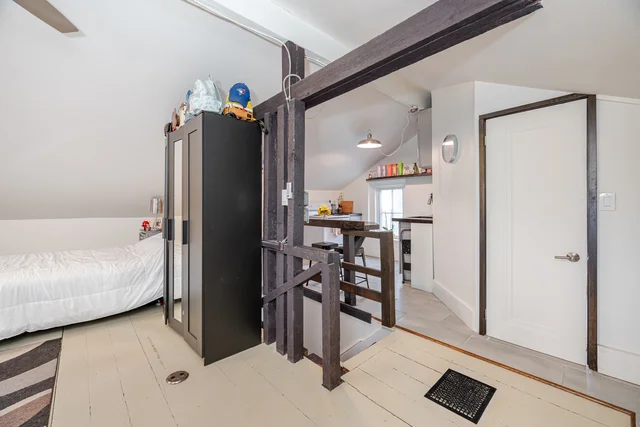 7 Jerman Street, Markham - photo 26