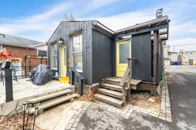 7 Jerman Street, Markham - photo 50