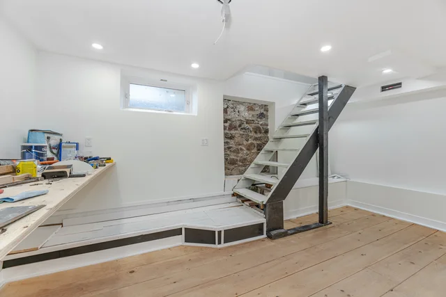7 Jerman Street, Markham - photo 54