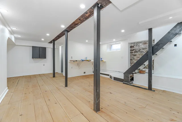 7 Jerman Street, Markham - photo 57