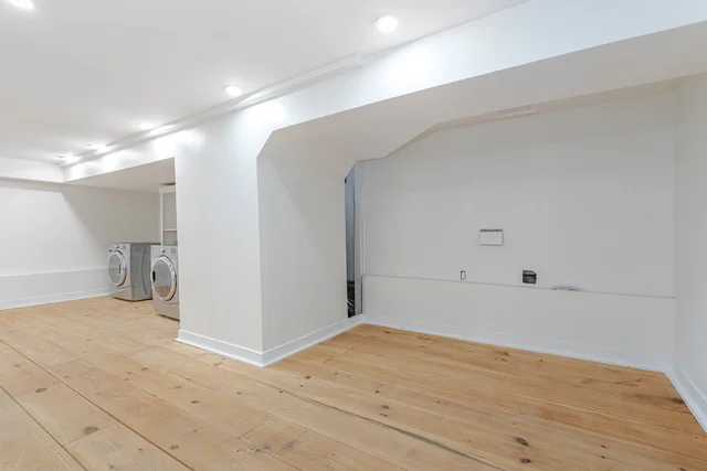 7 Jerman Street, Markham - photo 59