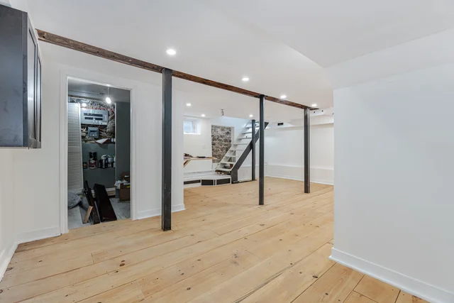 7 Jerman Street, Markham - photo 60