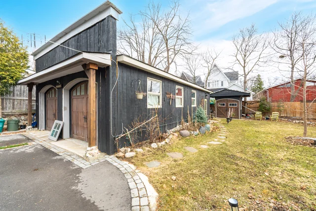 7 Jerman Street, Markham - photo 63