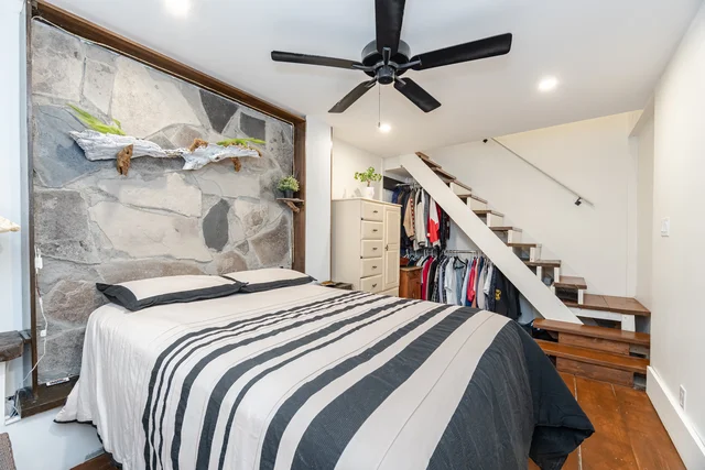 7 Jerman Street, Markham - photo 82