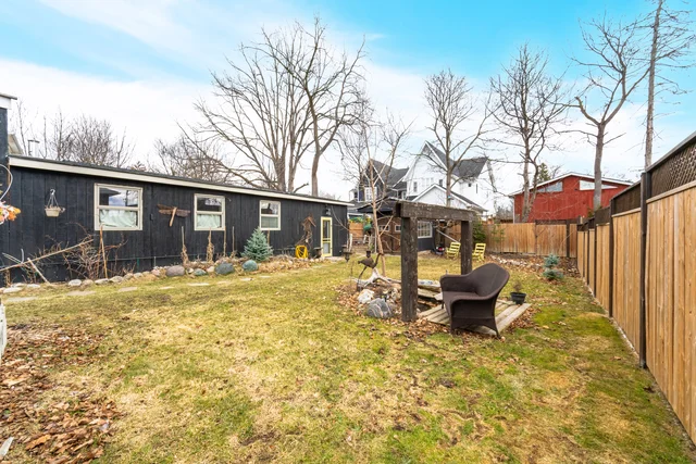 7 Jerman Street, Markham - photo 87